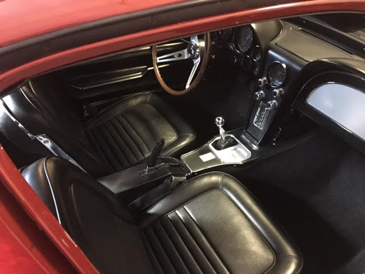 
								1967 Chevrolet Corvette Stingray Coupe full									