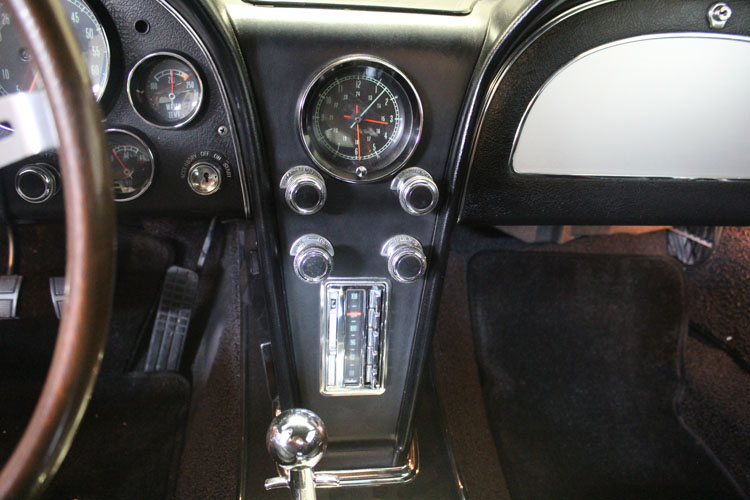 
								1967 Chevrolet Corvette Stingray Coupe full									