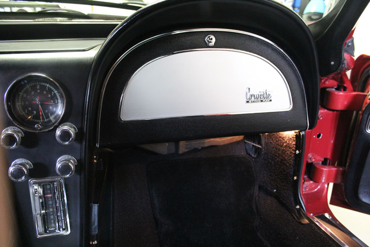 
								1967 Chevrolet Corvette Stingray Coupe full									