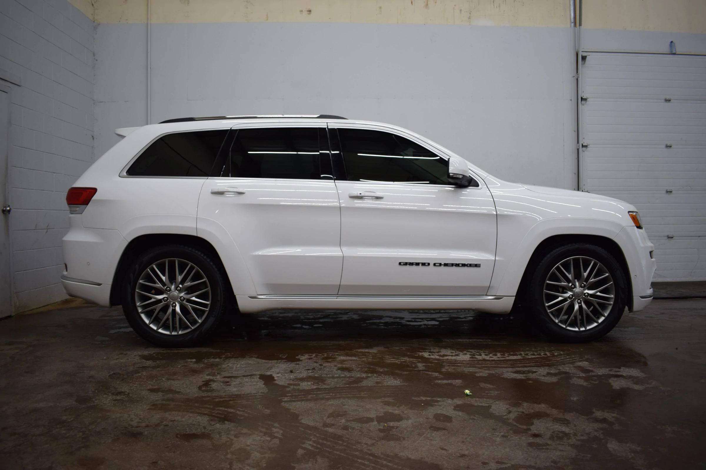 2017 Jeep Grand Cherokee Summit