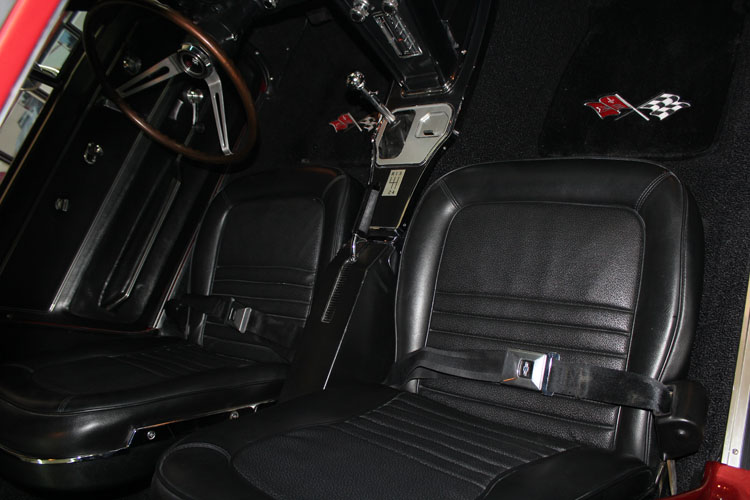 
								1967 Chevrolet Corvette Stingray Coupe full									
