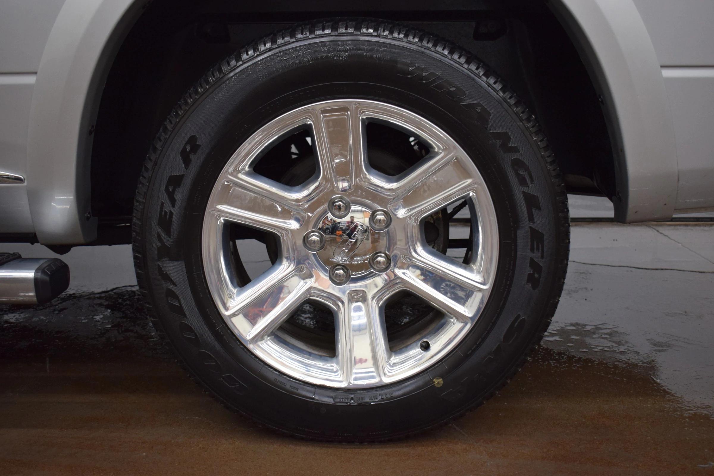 
								2016 Ram 1500 Laramie full									