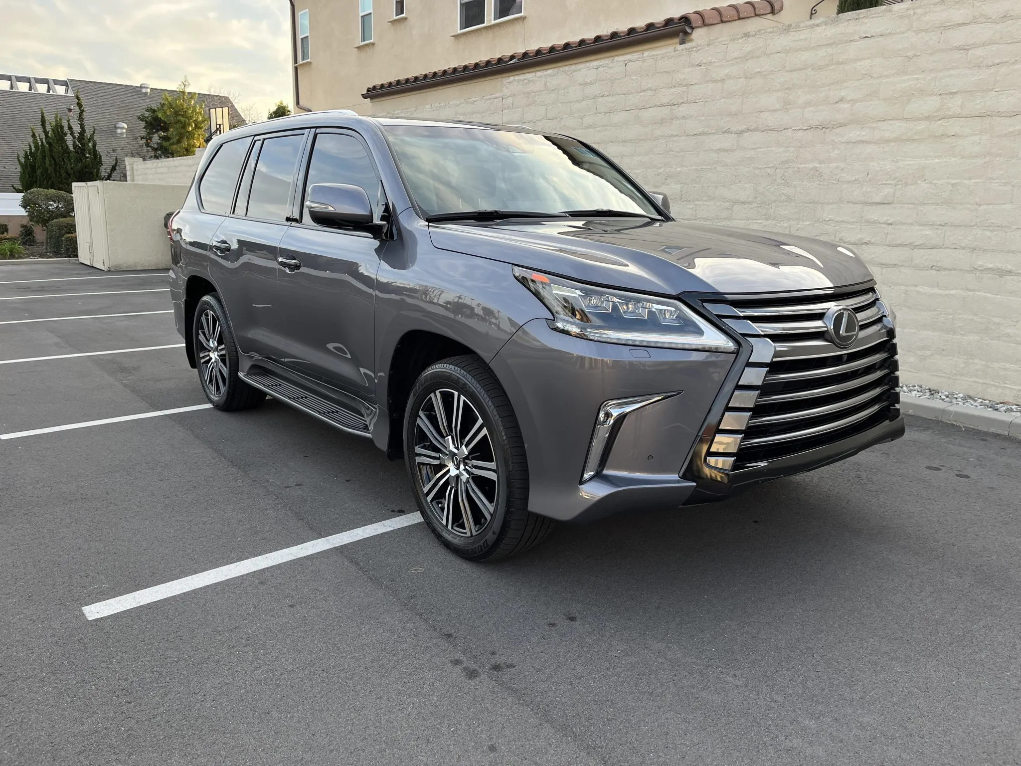 
								2018 Lexus LX570 full									