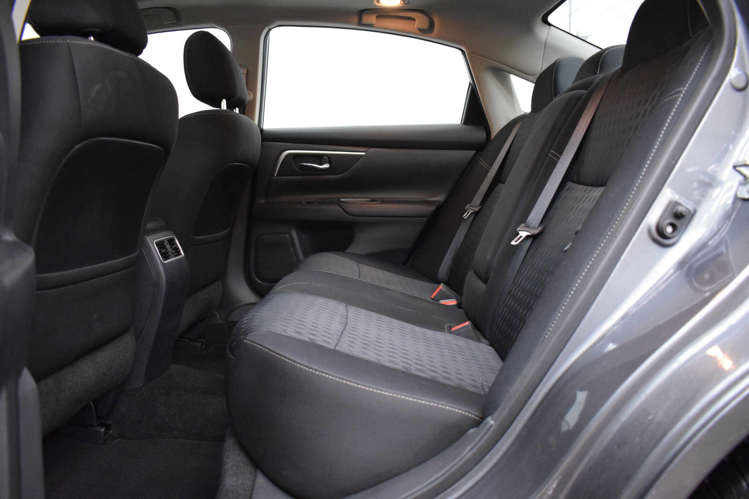 
								2018 Nissan Altima SV full									
