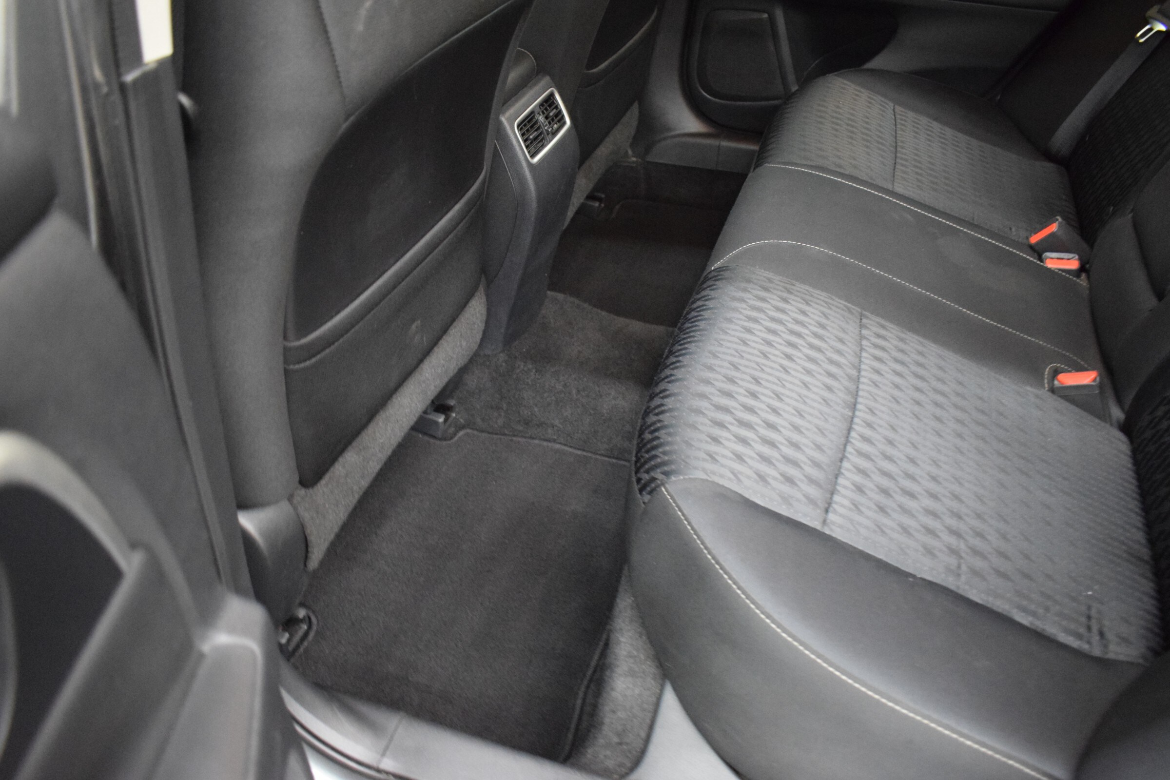 
								2018 Nissan Altima SV full									