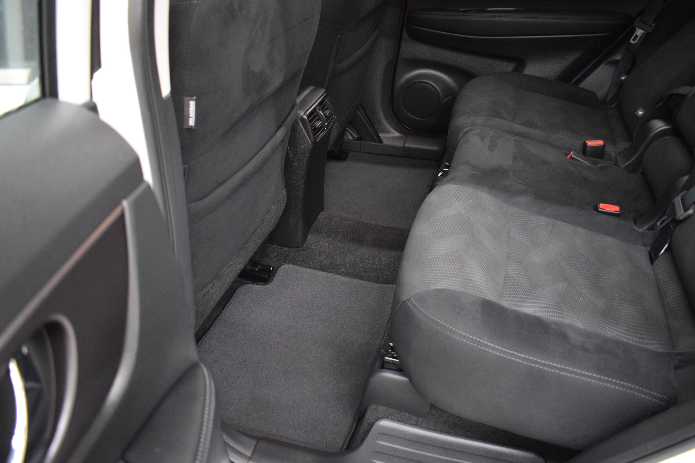 
								2016 Nissan Rogue S full									