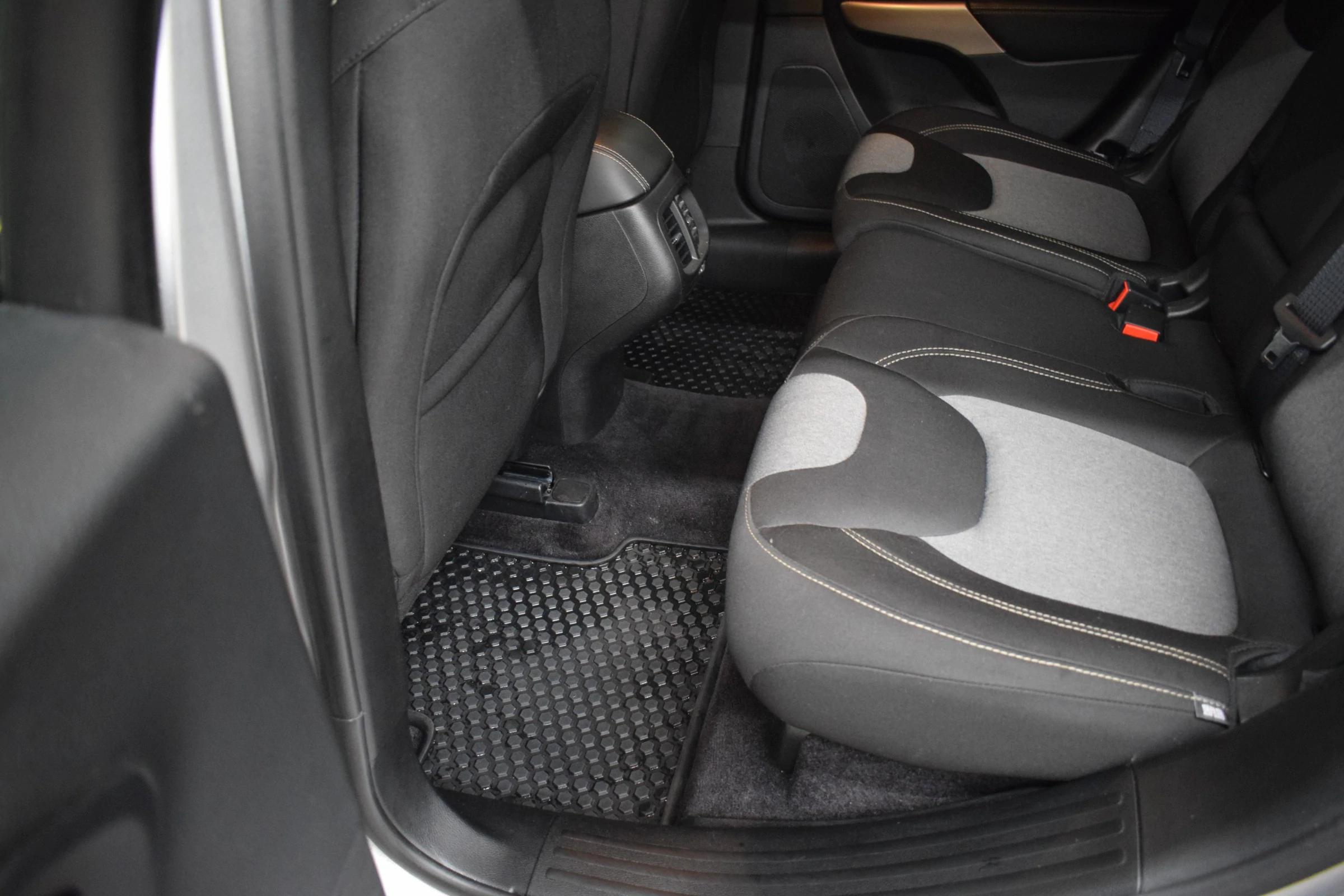 
								2017 Jeep Cherokee Sport full									