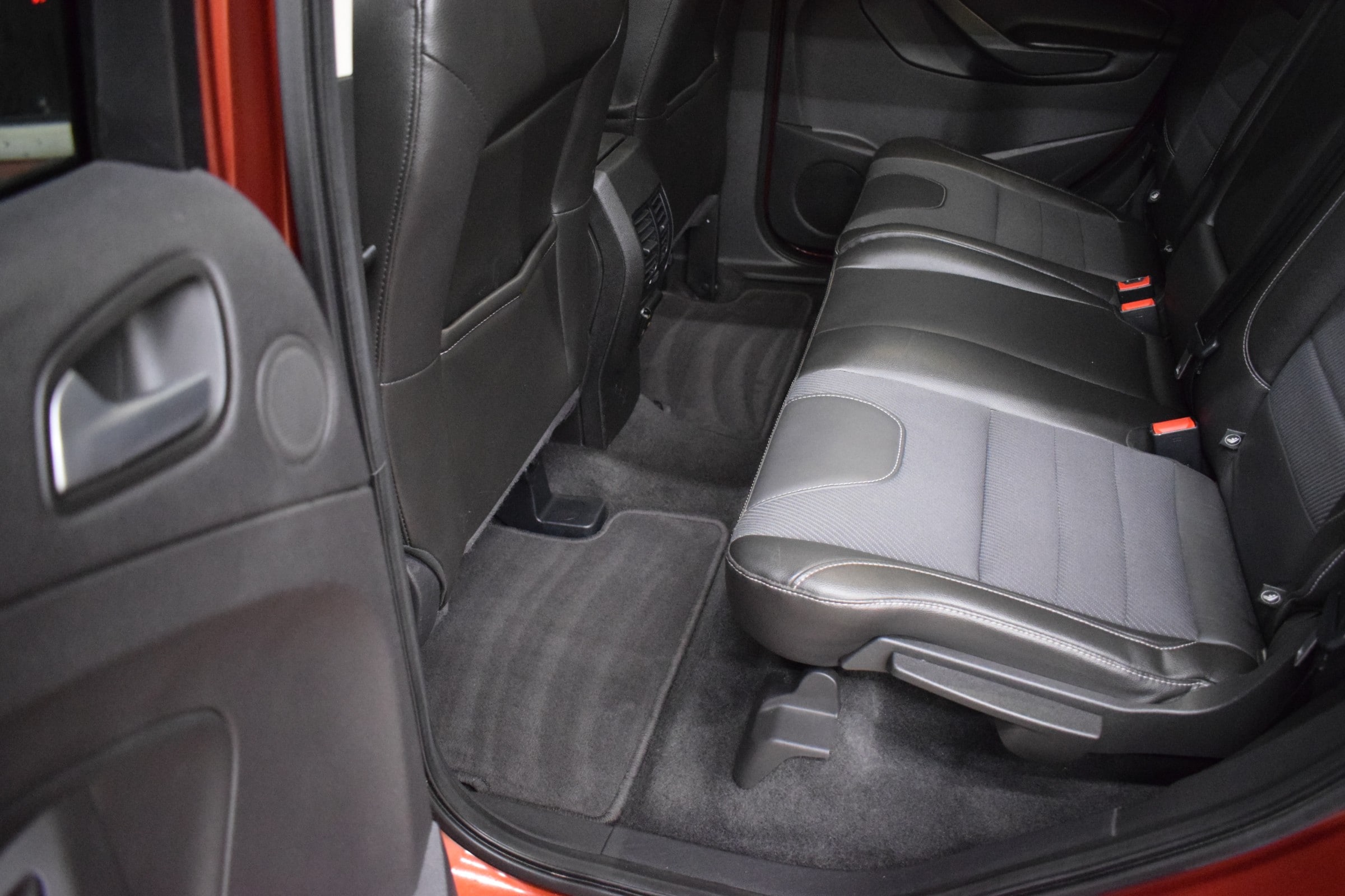 
								2015 Ford Escape SE full									