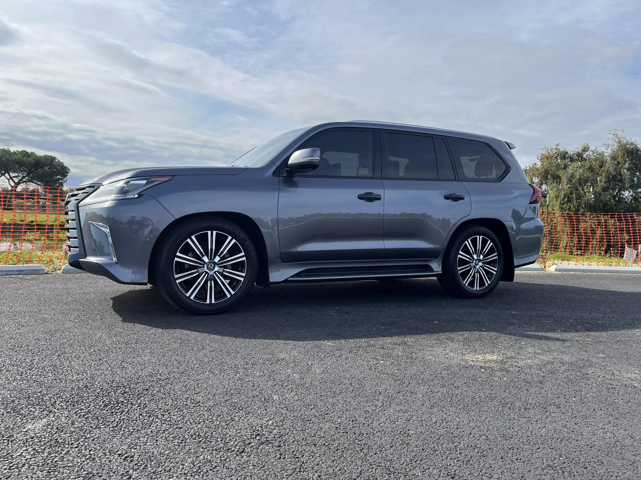 
								2018 Lexus LX570 full									