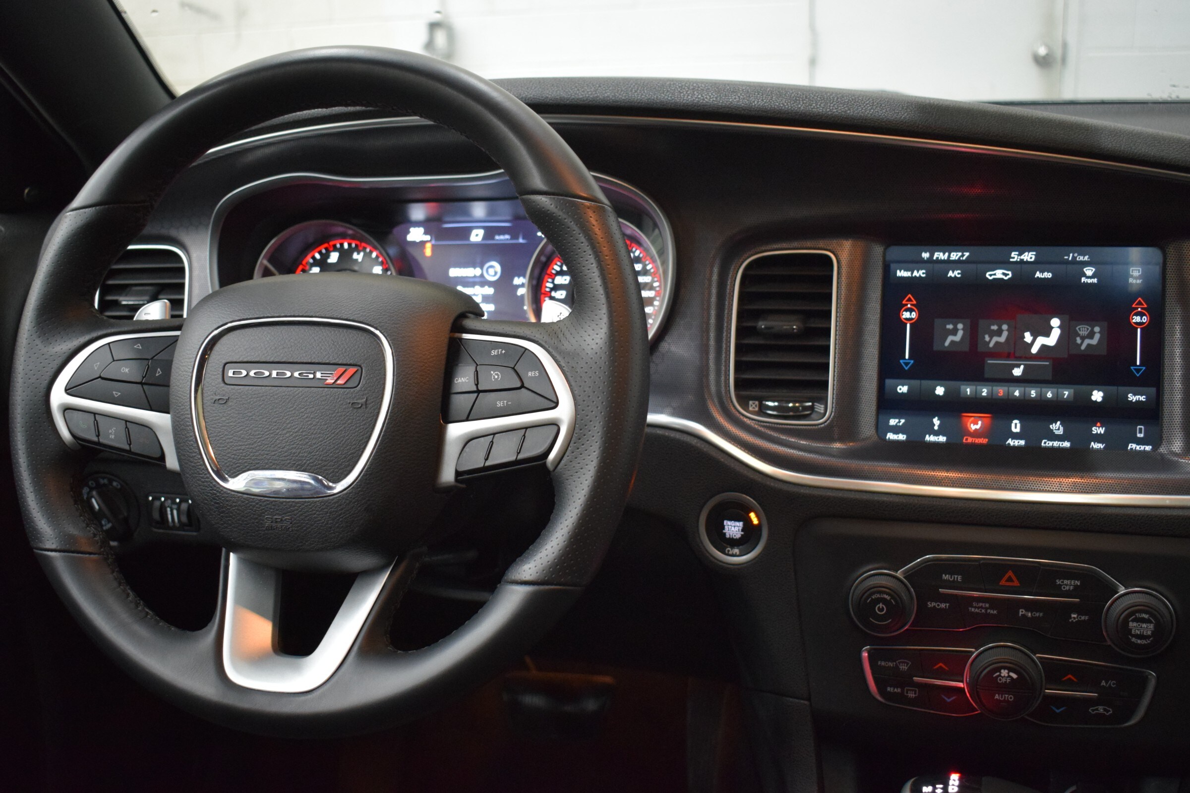 
								2018 Dodge Charger GT full									