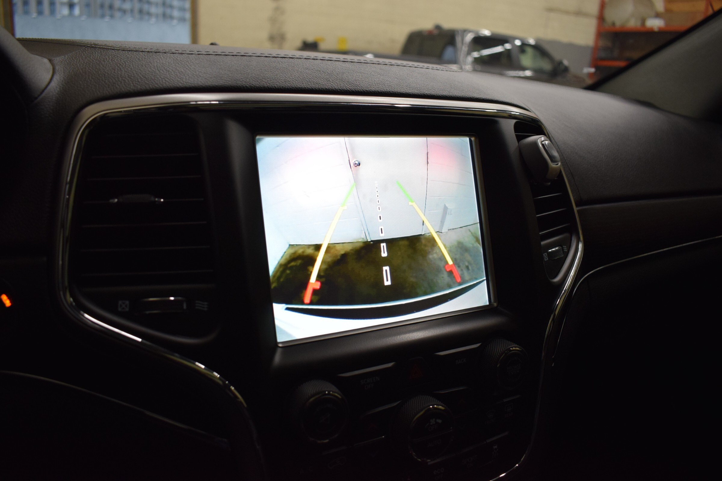 
								2017 Jeep Grand Cherokee Summit full									