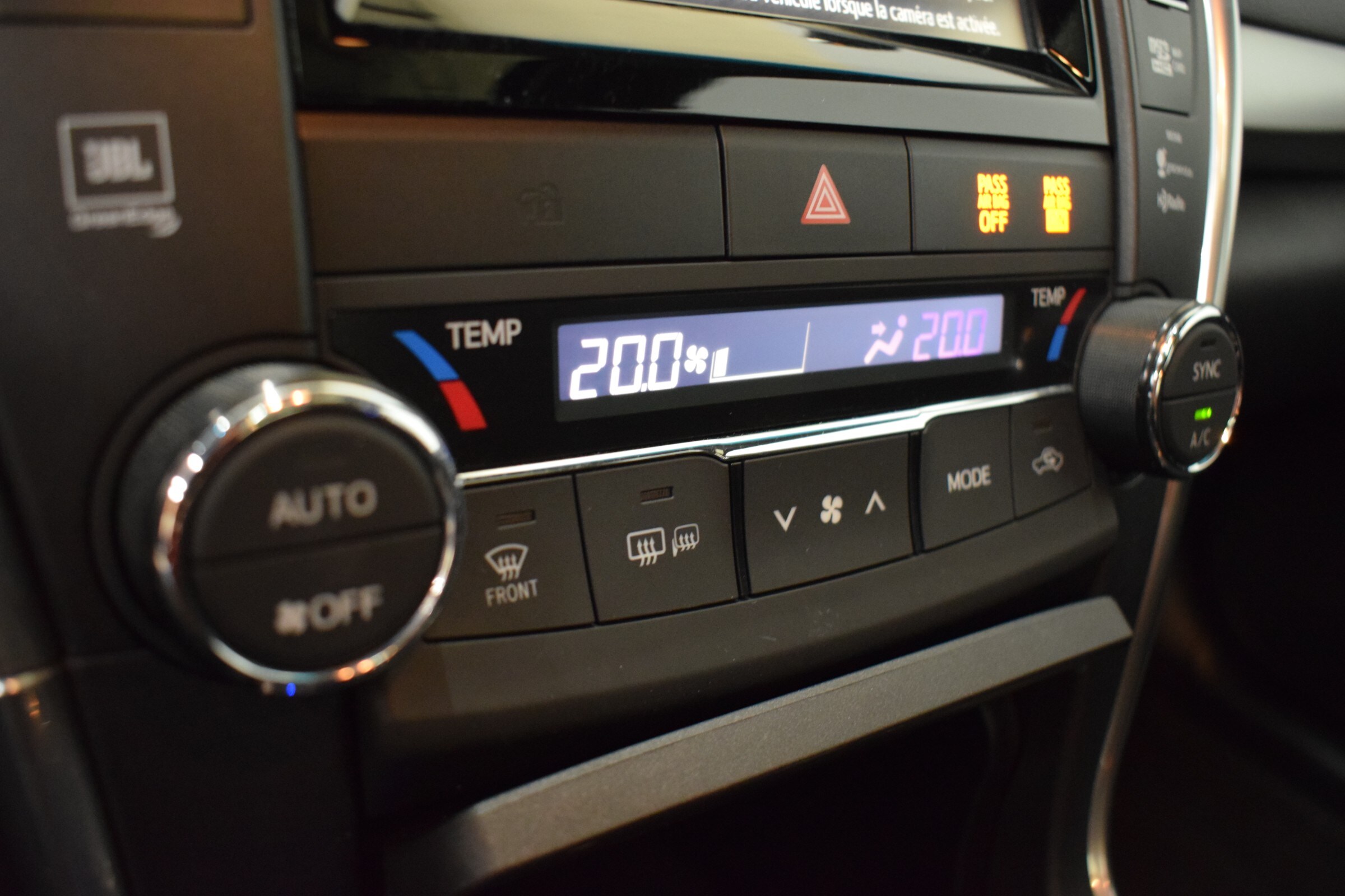 
								2015 Toyota Camry XLE full									