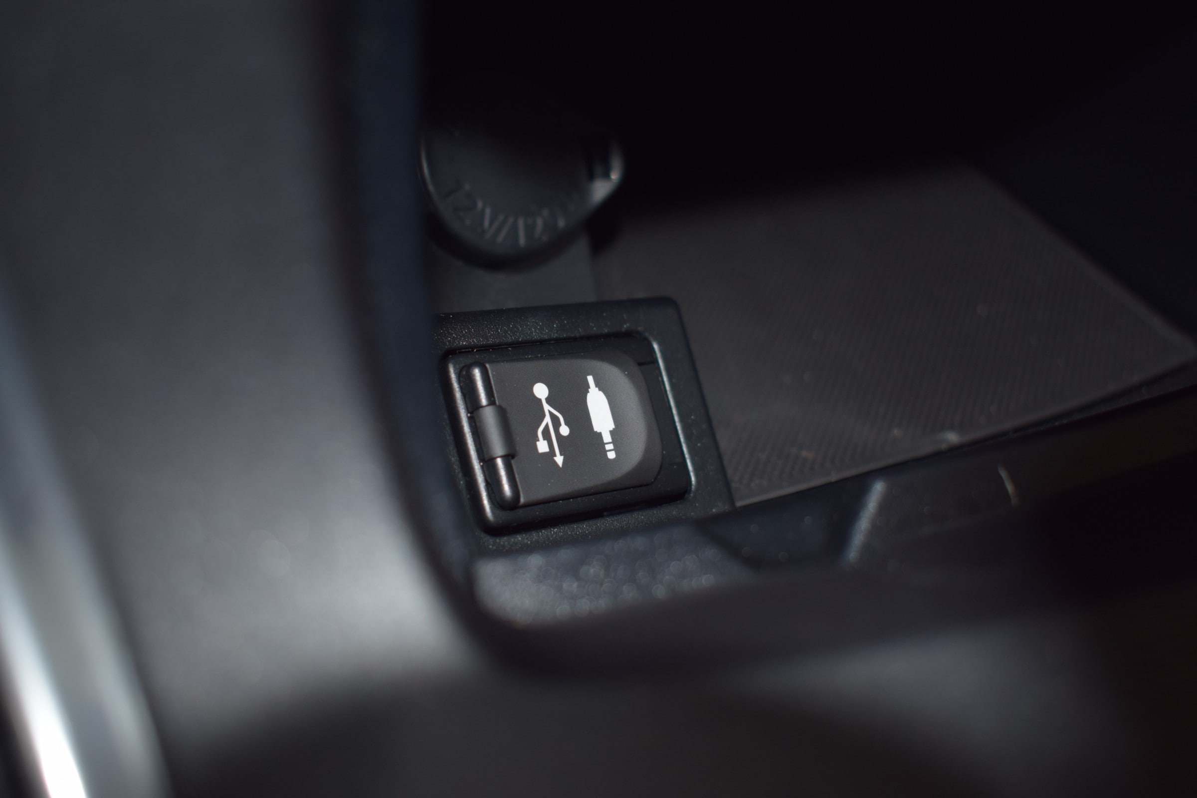 
								2015 Toyota Camry XLE full									