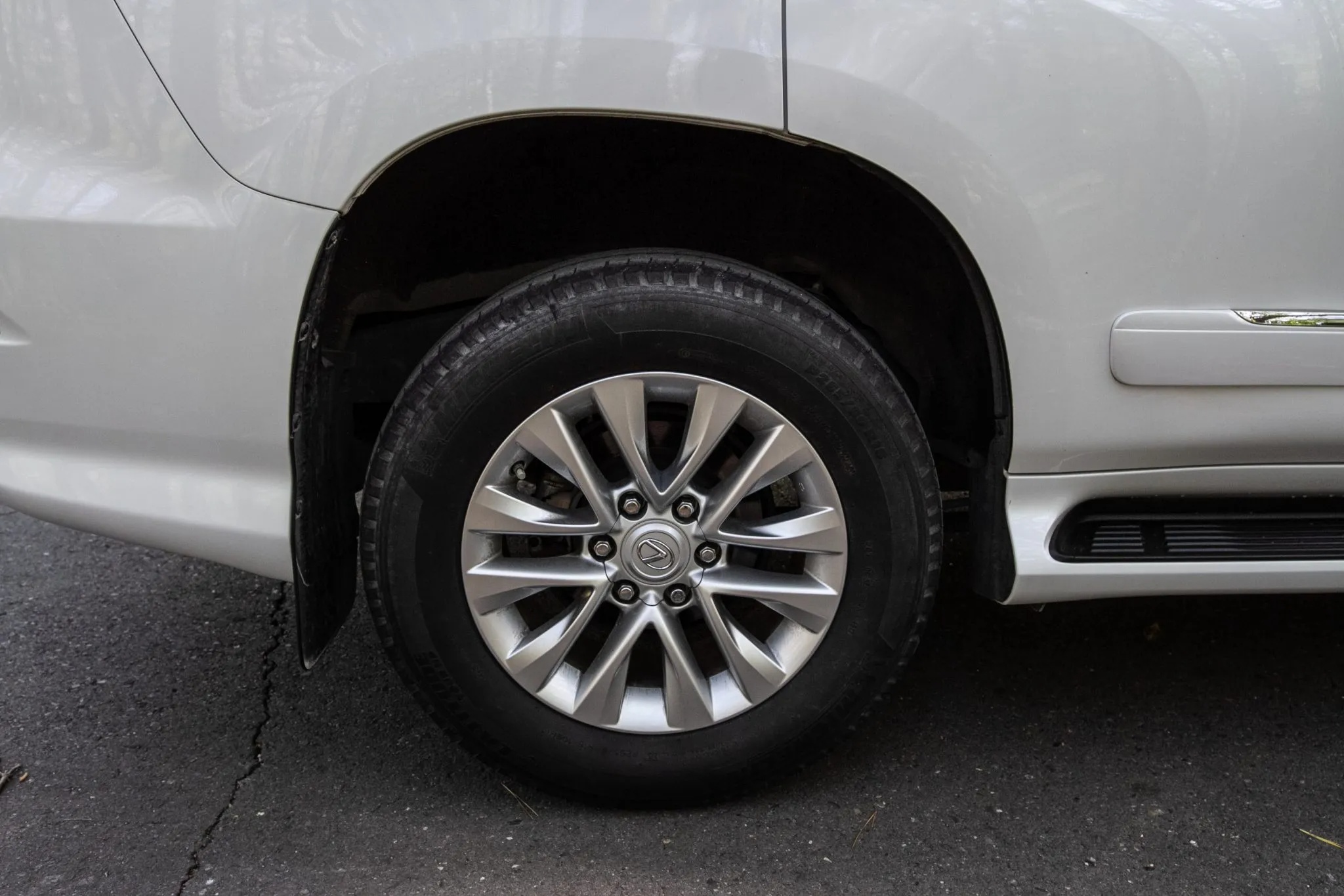 
								2018 Lexus GX460 Premium full									