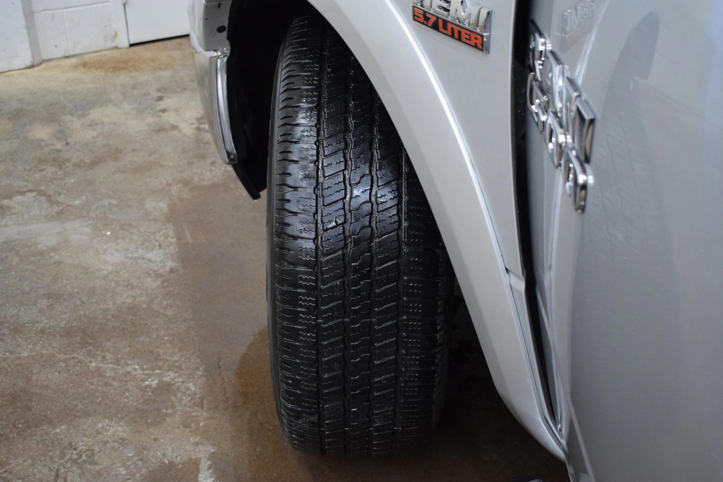 
								2016 Ram 1500 Laramie full									