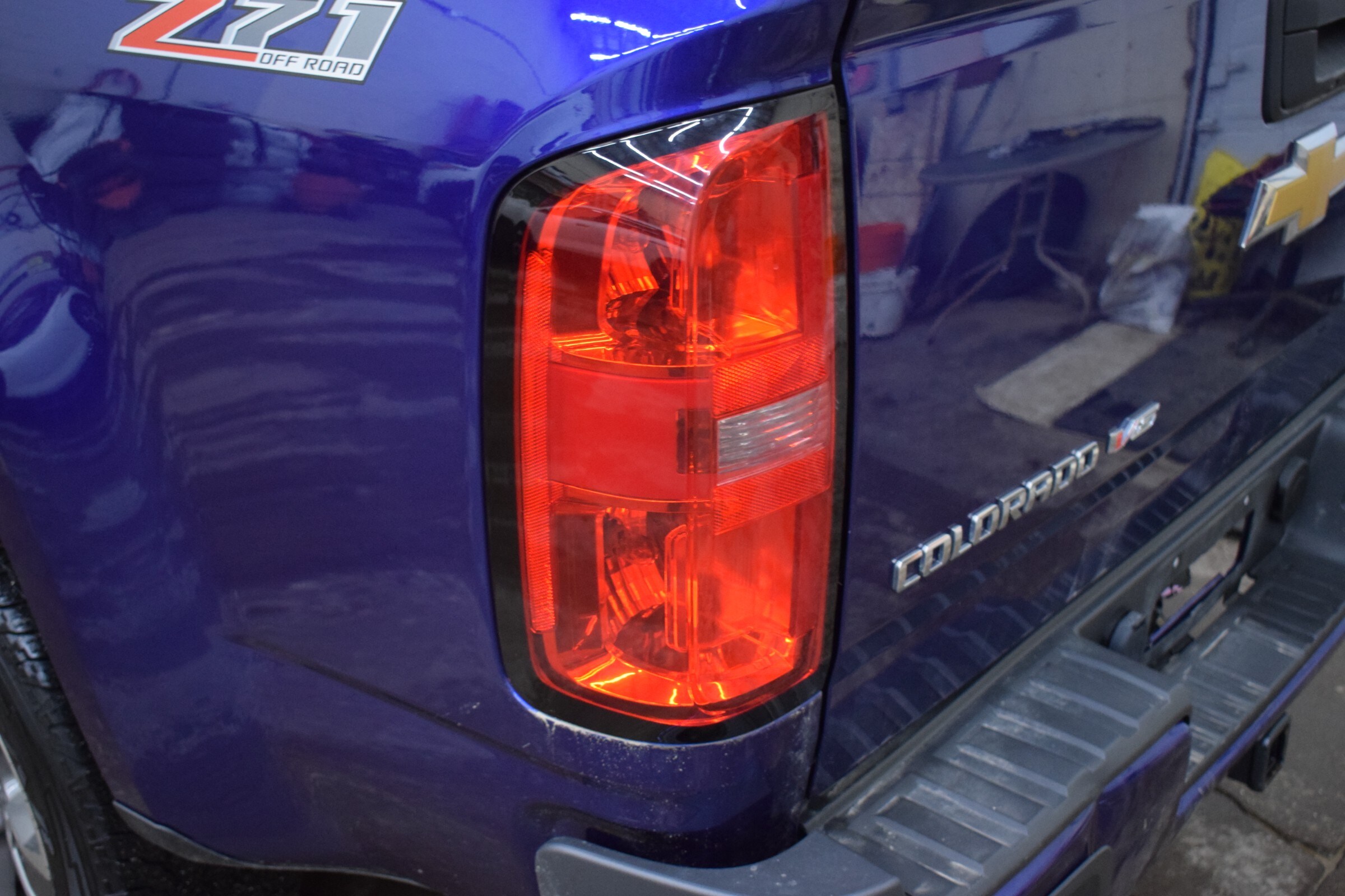 
								2017 Chevrolet Colorado Z71 full									