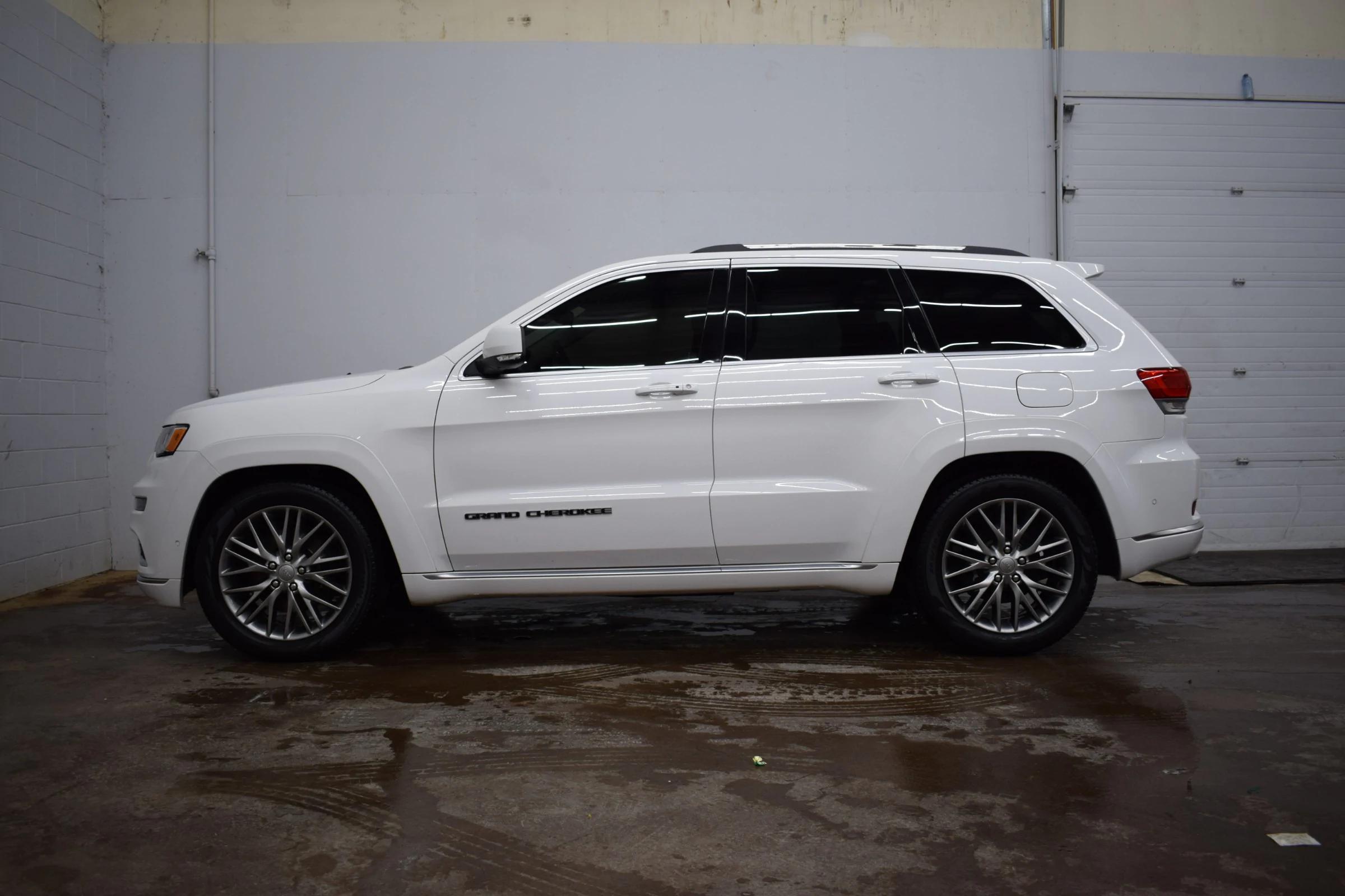 2017 Jeep Grand Cherokee Summit