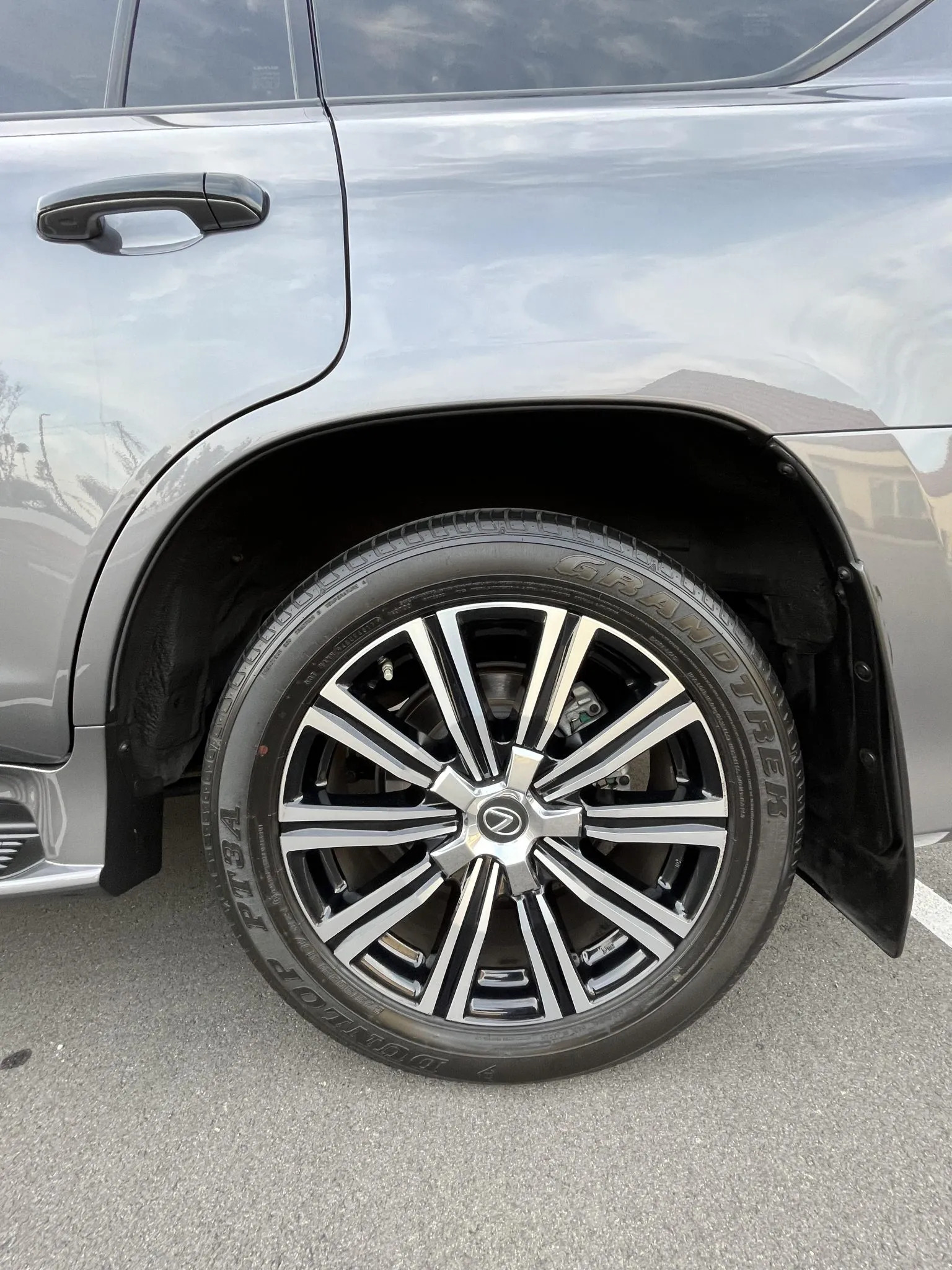 
								2018 Lexus LX570 full									