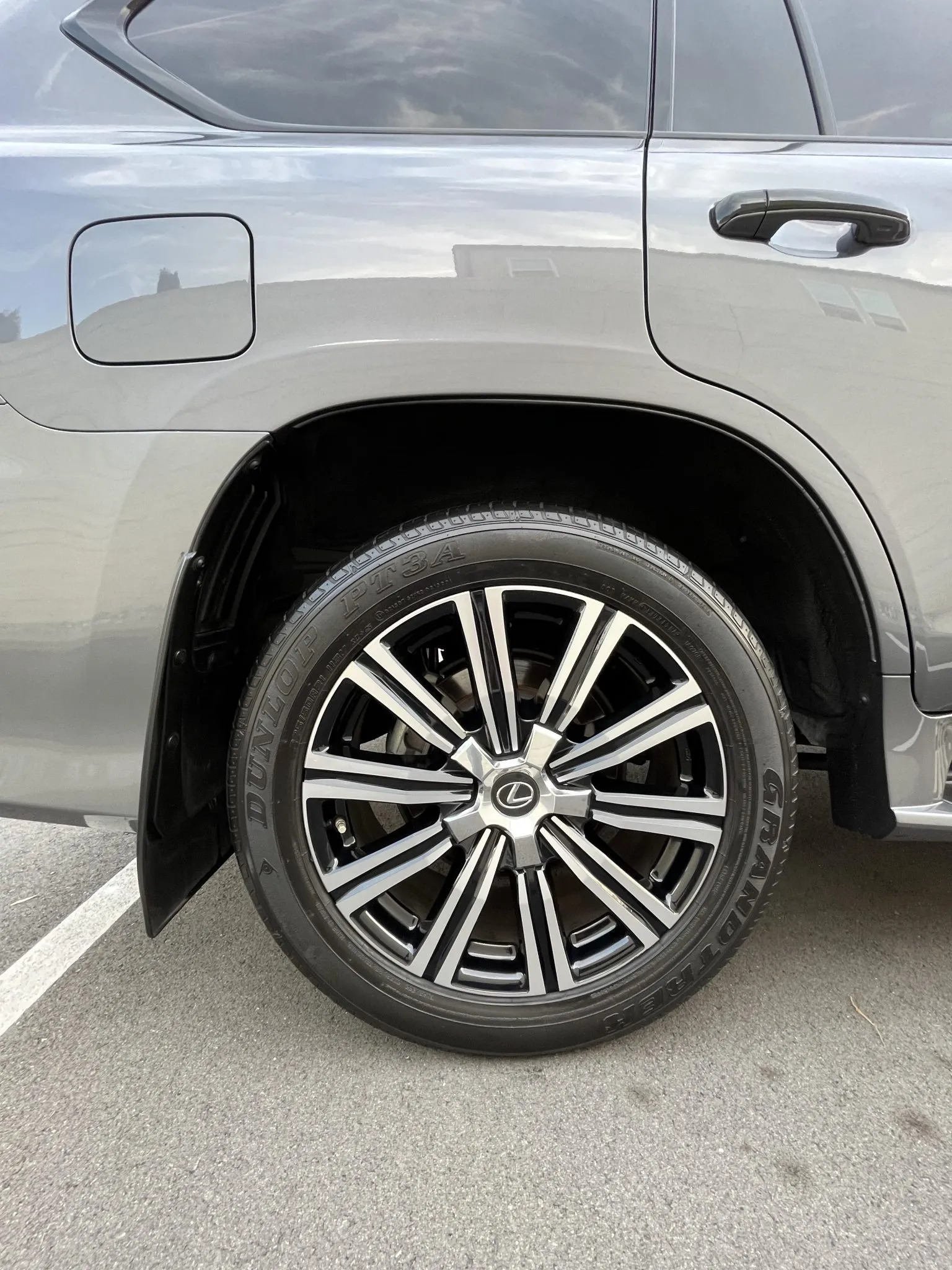 
								2018 Lexus LX570 full									