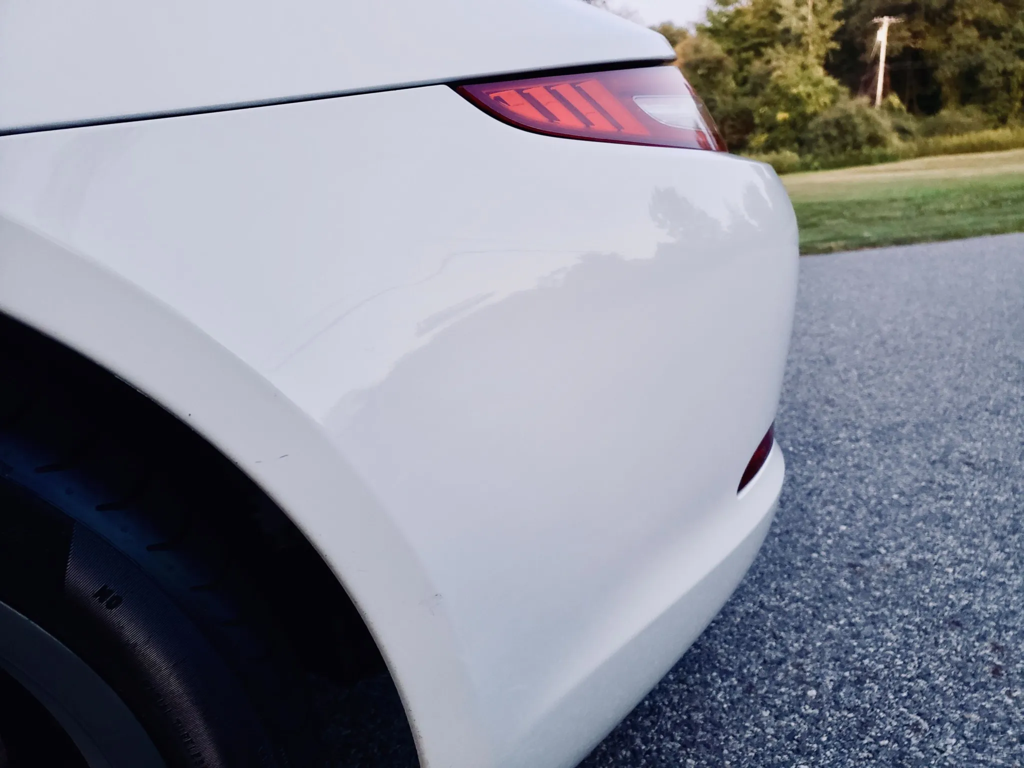 
								2013 Porsche 911 Carrera 4S Coupe full									