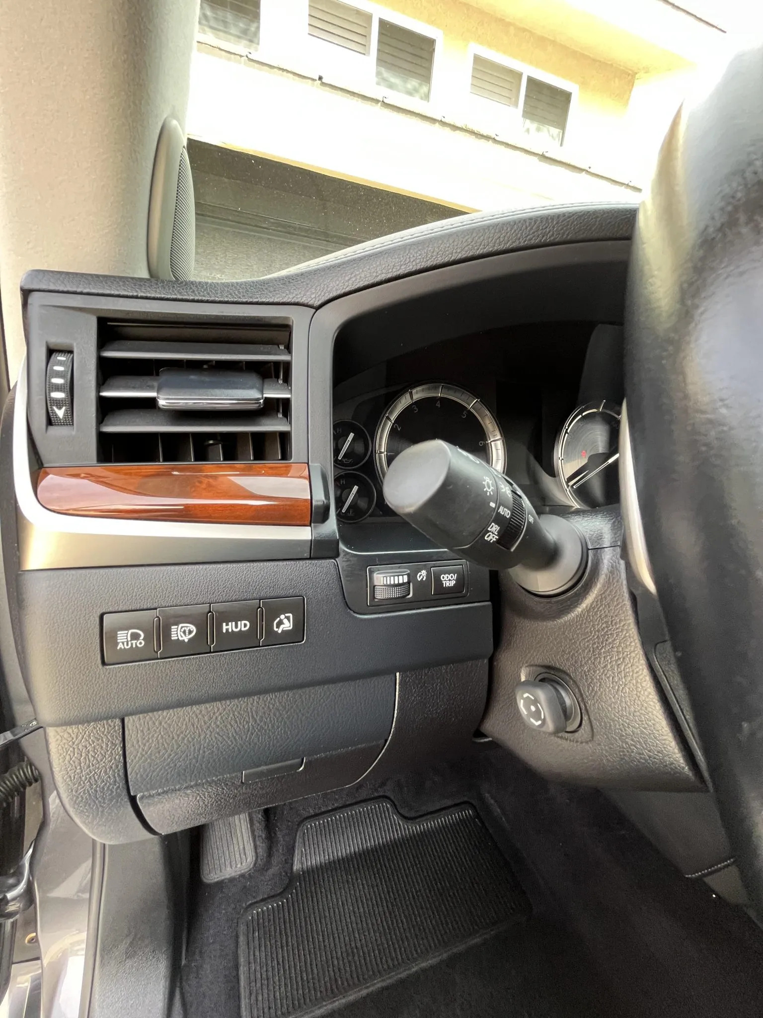 
								2018 Lexus LX570 full									