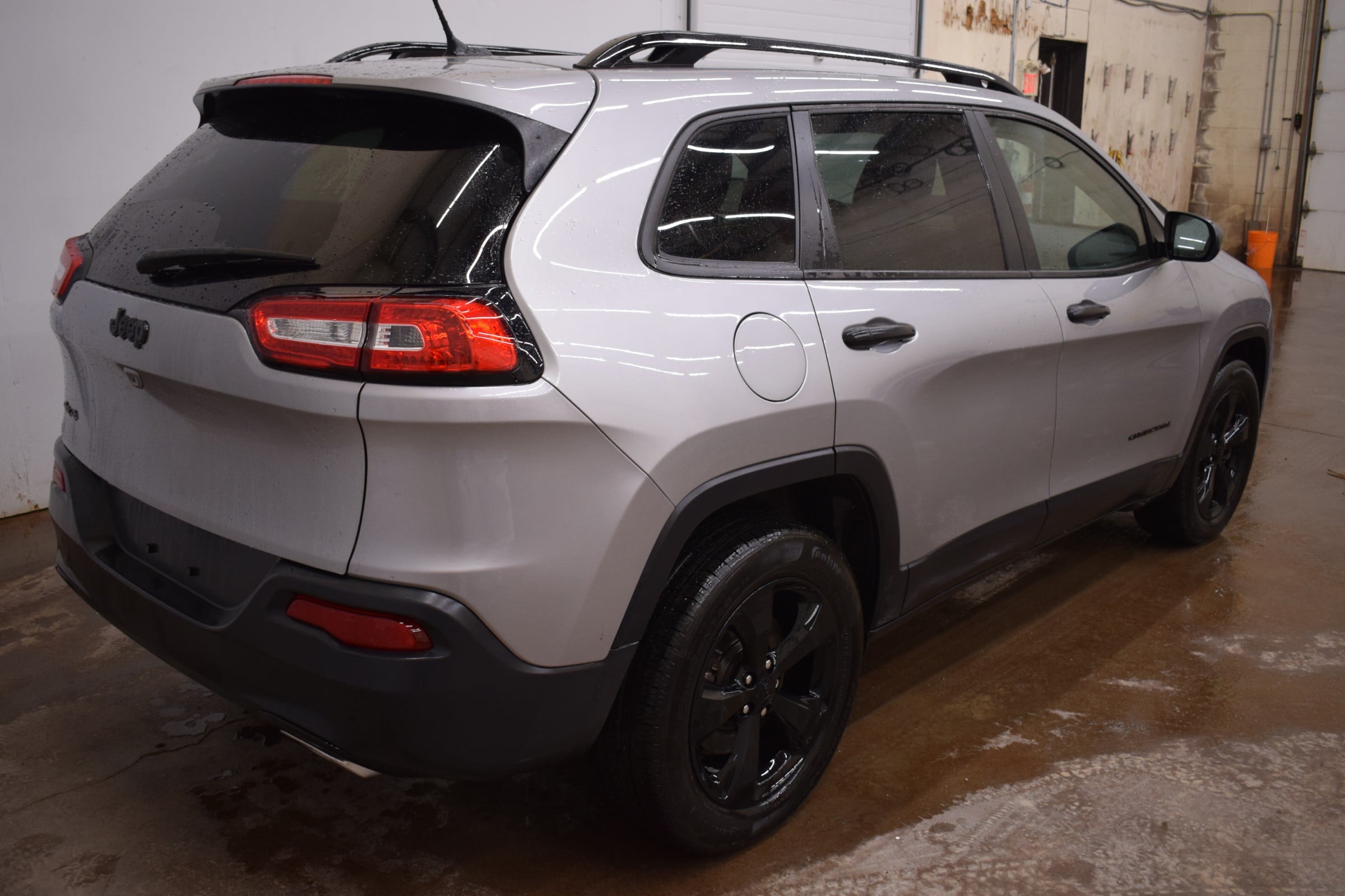 2017 Jeep Cherokee Sport
