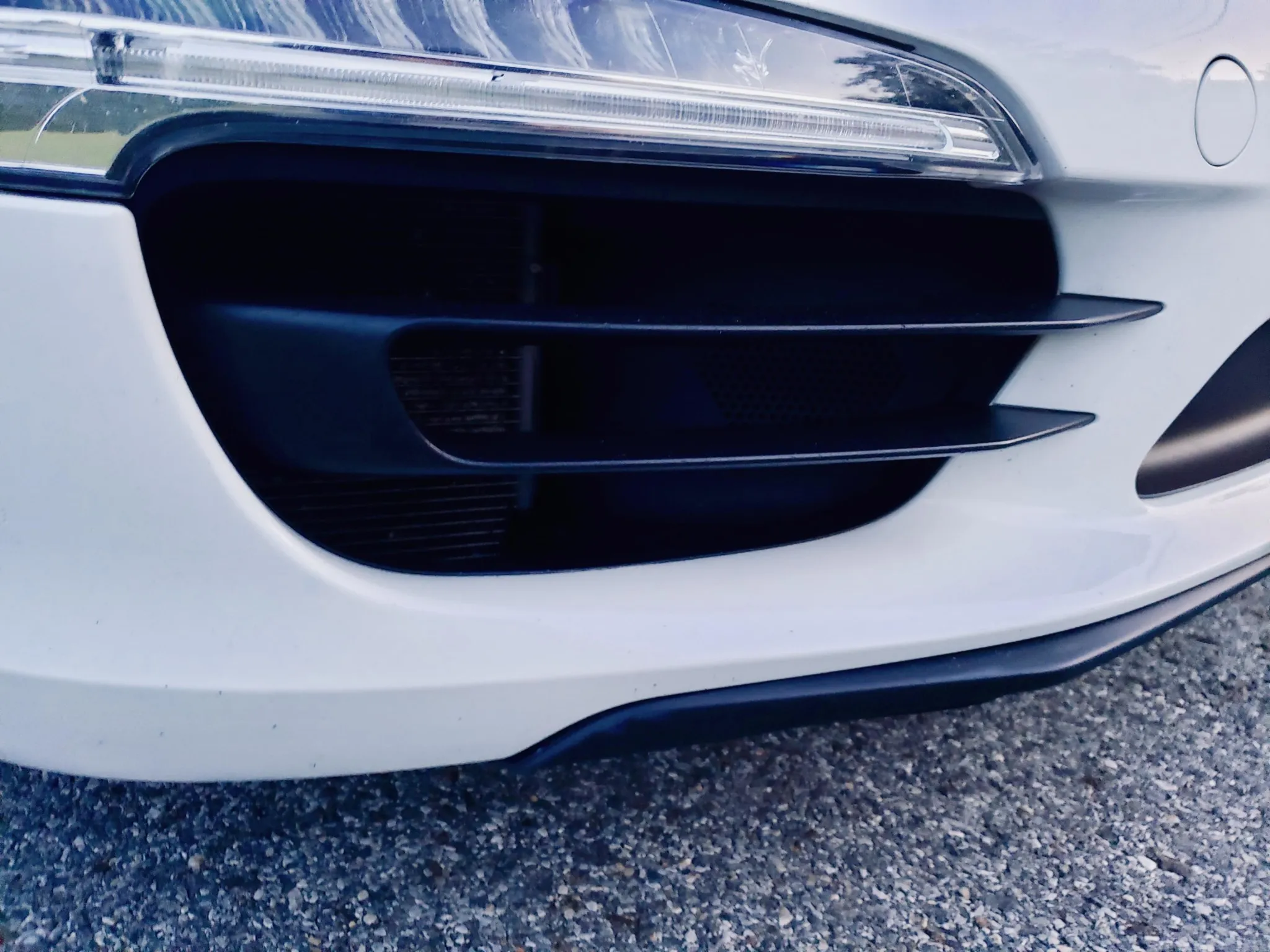 
								2013 Porsche 911 Carrera 4S Coupe full									