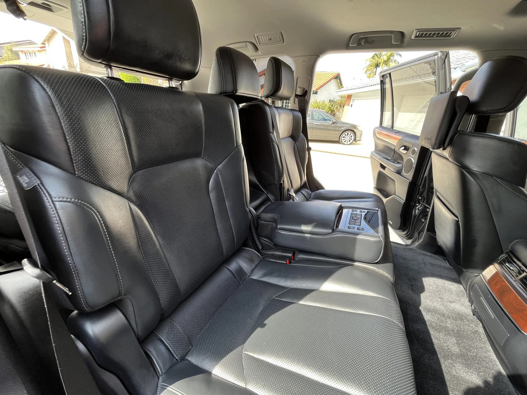 
								2018 Lexus LX570 full									