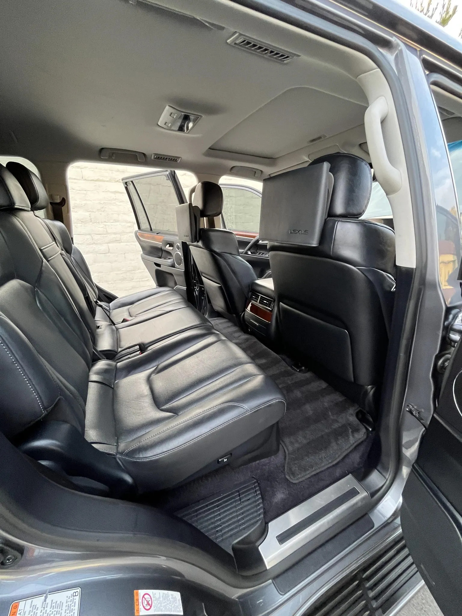
								2018 Lexus LX570 full									
