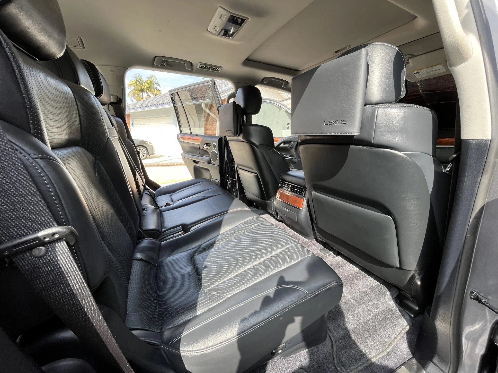 
								2018 Lexus LX570 full									