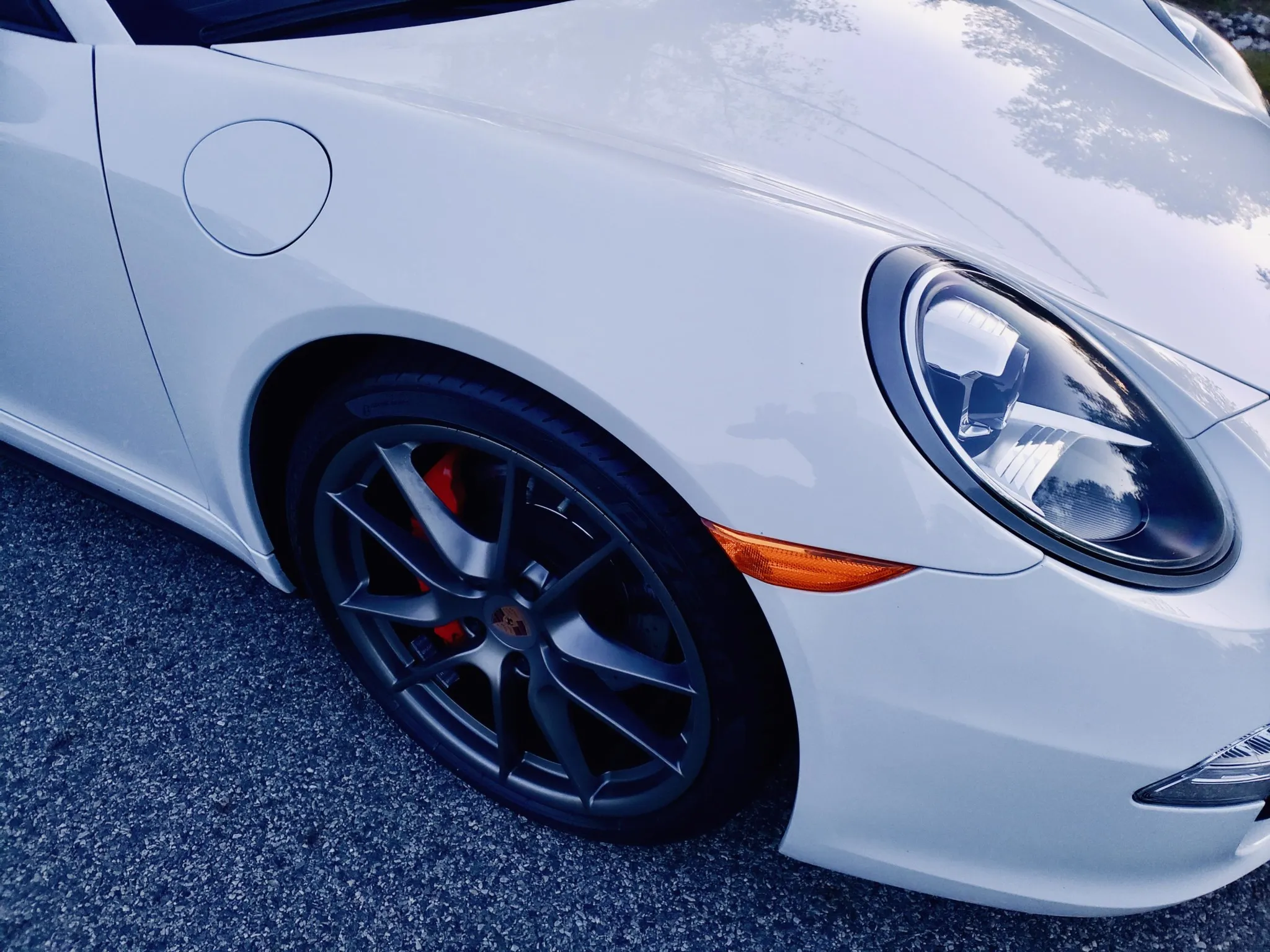 
								2013 Porsche 911 Carrera 4S Coupe full									