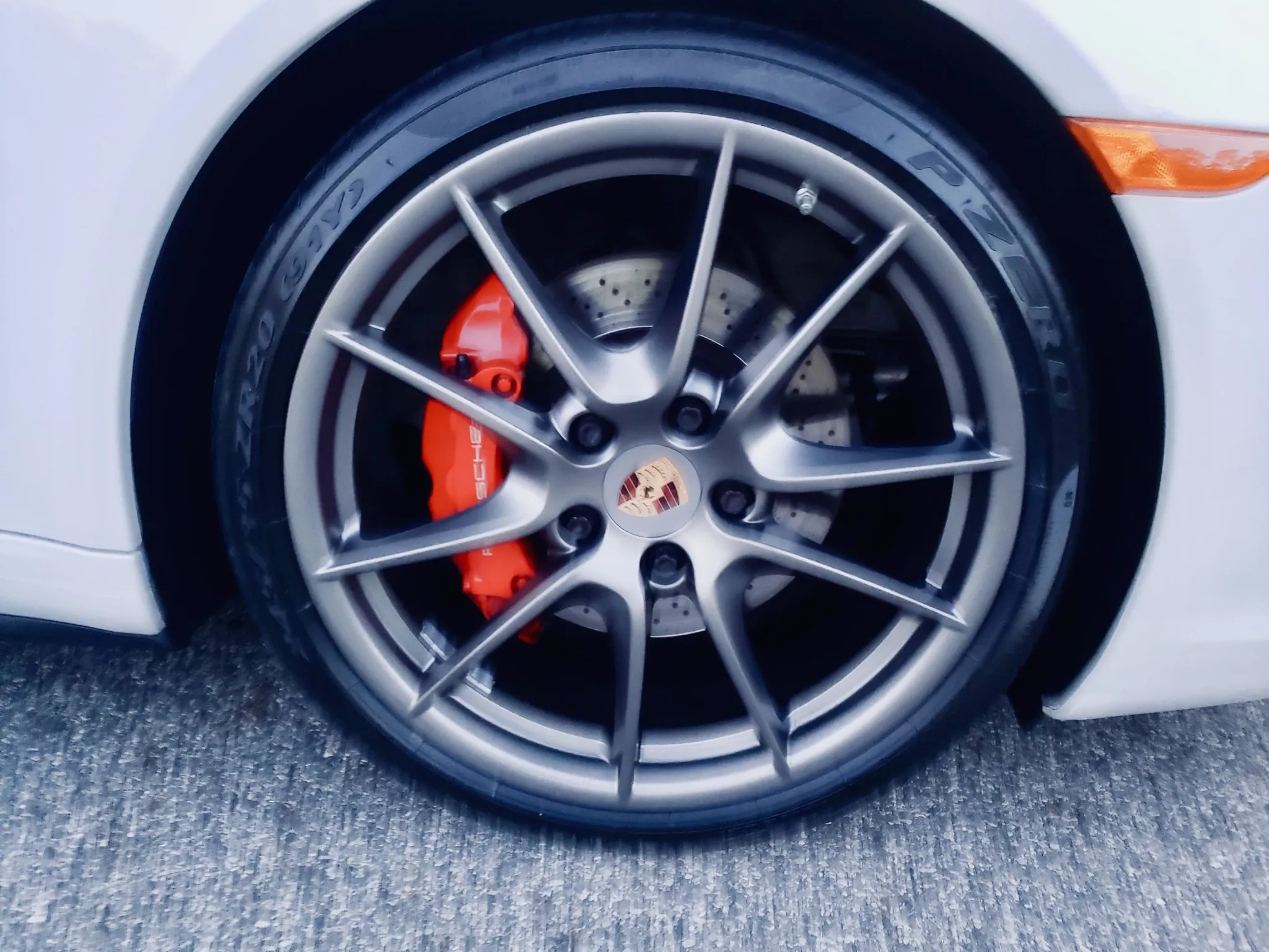 
								2013 Porsche 911 Carrera 4S Coupe full									