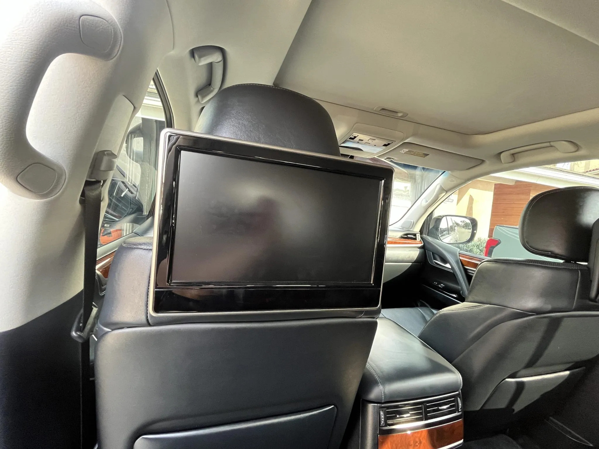 
								2018 Lexus LX570 full									