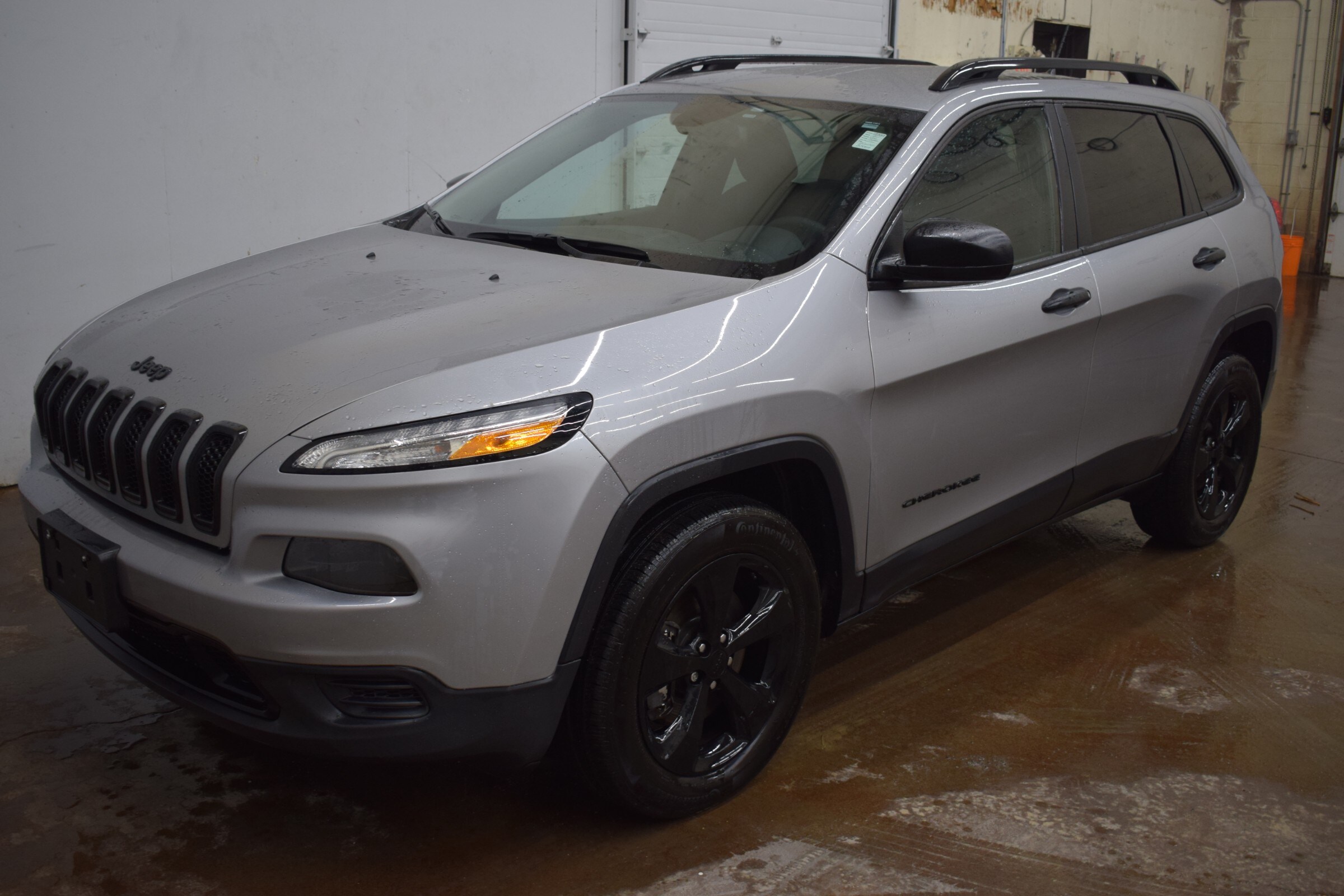 2017 Jeep Cherokee Sport