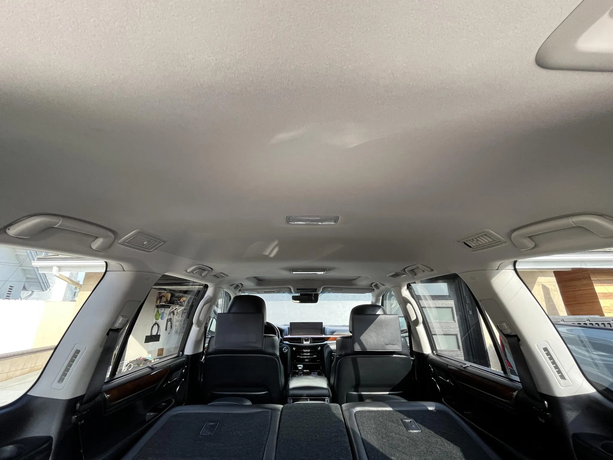 
								2018 Lexus LX570 full									