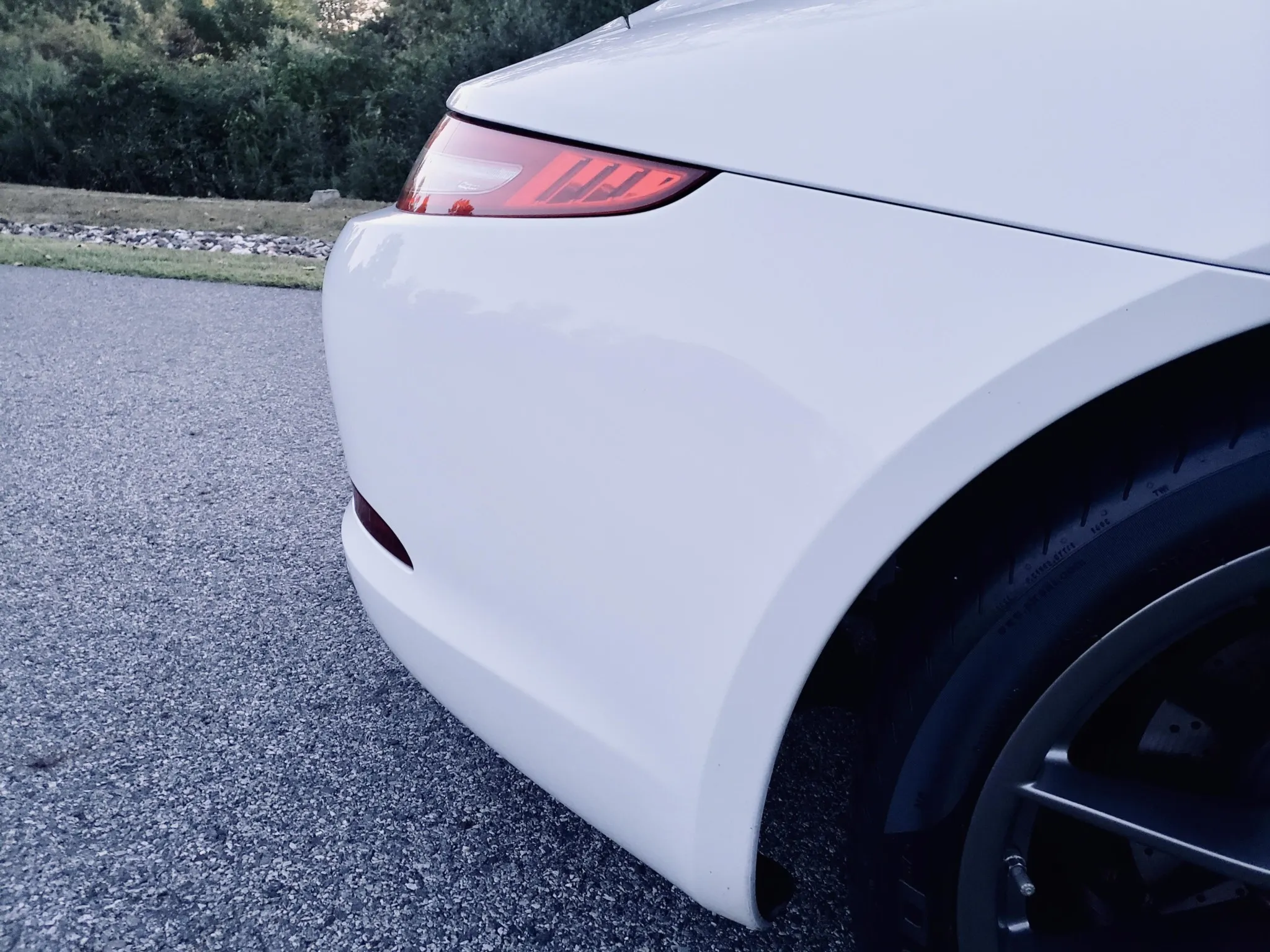 
								2013 Porsche 911 Carrera 4S Coupe full									