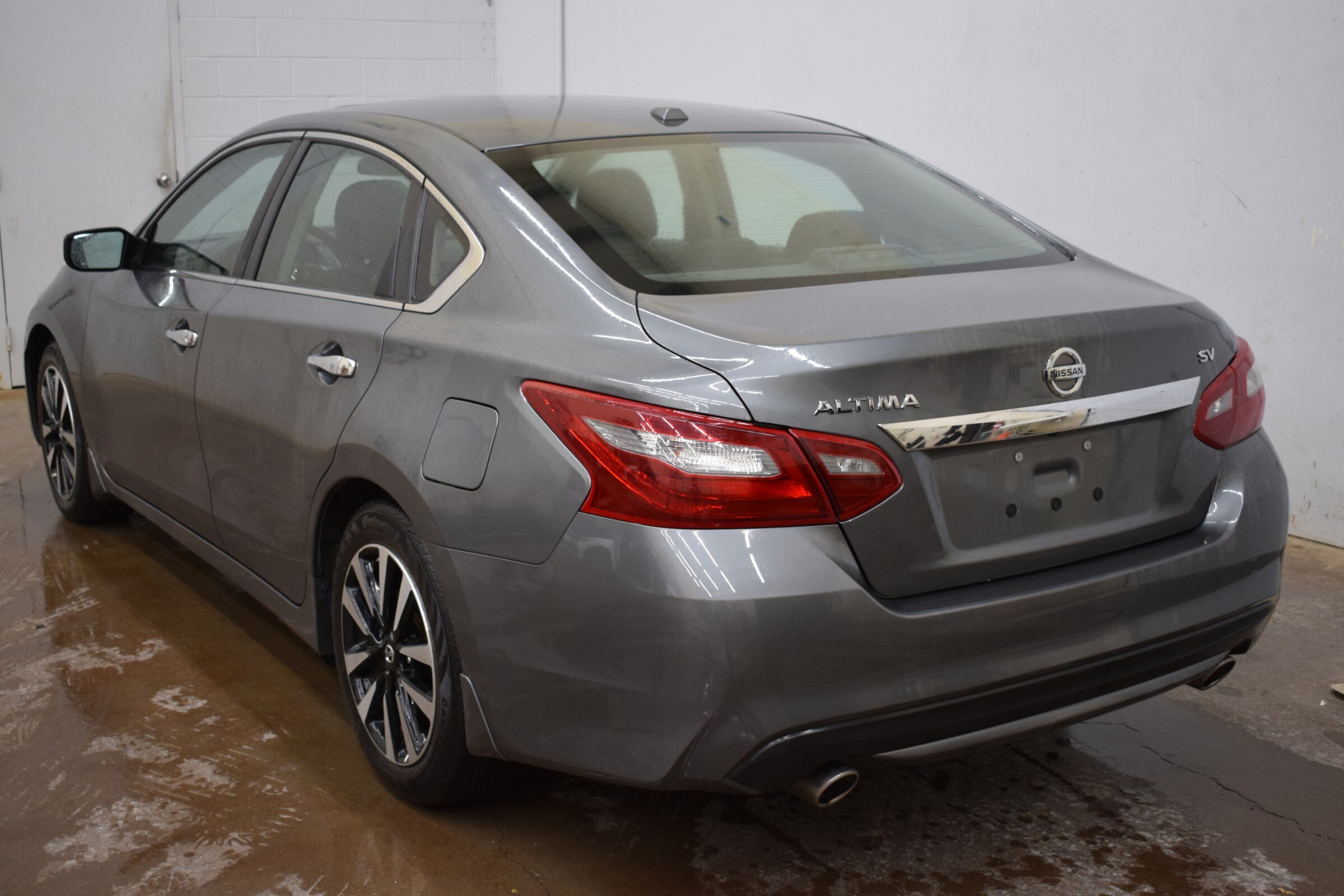 
								2018 Nissan Altima SV full									