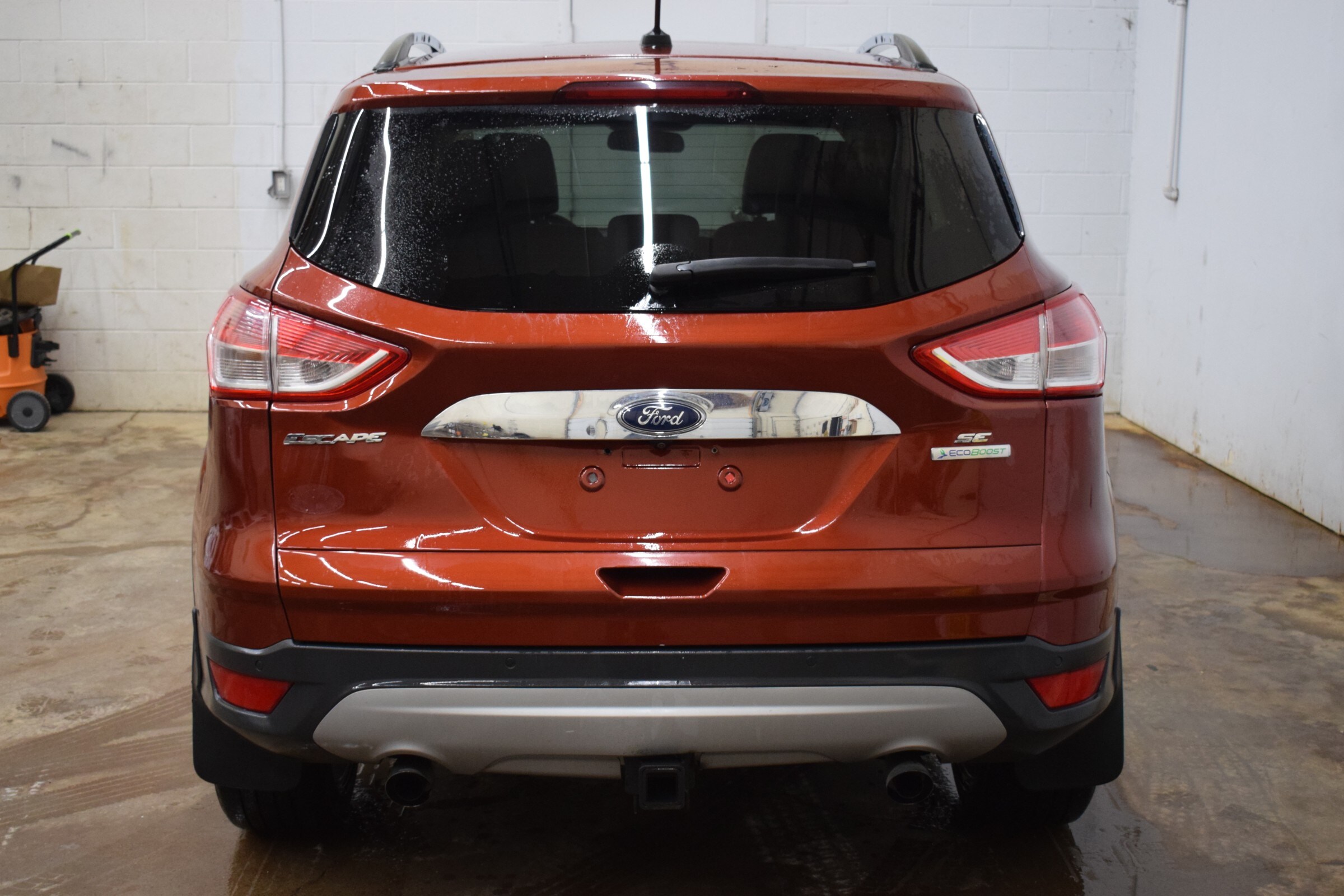 
								2015 Ford Escape SE full									