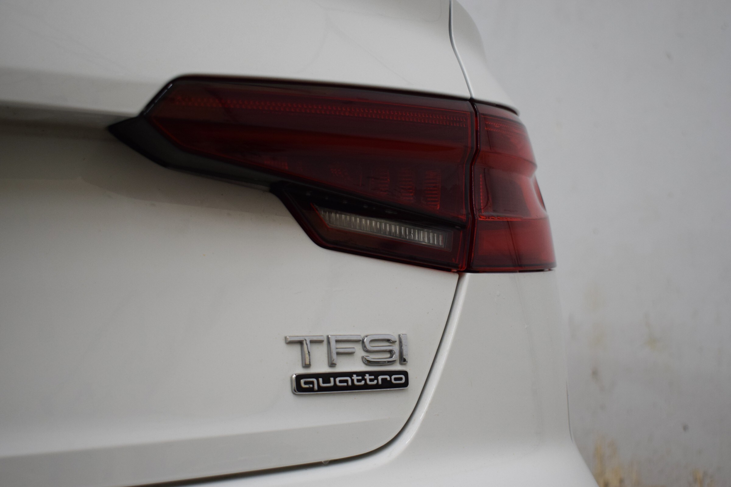 
								2018 Audi A4 full									