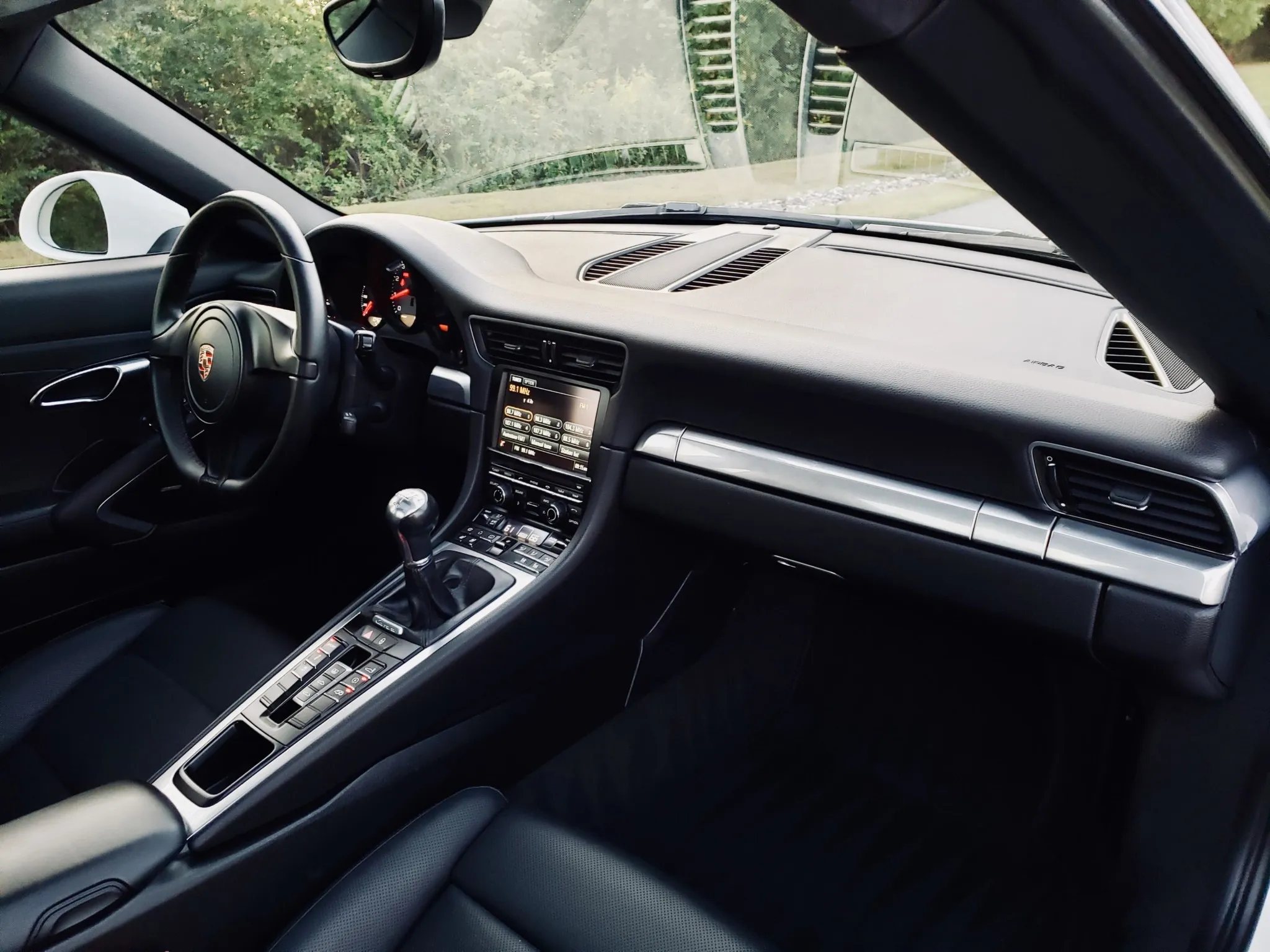 
								2013 Porsche 911 Carrera 4S Coupe full									